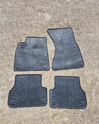 Tappetini in gomma per Audi A6 A7