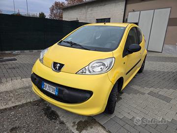 Peugeot 107 1.0 68CV 3p. Desir