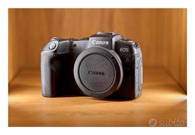 Canon RP con garanzia fine 2026