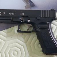 Portachiavi Glock 17 in metallo scala 1:3