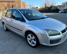 FORD Focus 1.6TDCiSW neopatentati senza nessun l