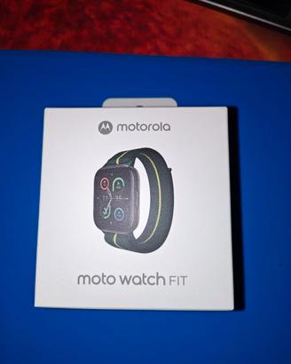 Motorola Moto Watch fit smartwatch 