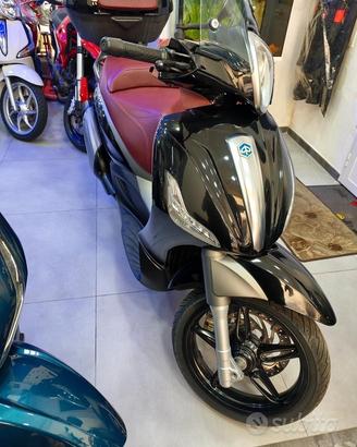 Piaggio Beverly 350 Sport abs