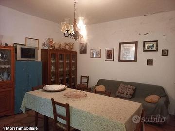 Appartamento Vico primo Vittorio Emanuele mq. 133