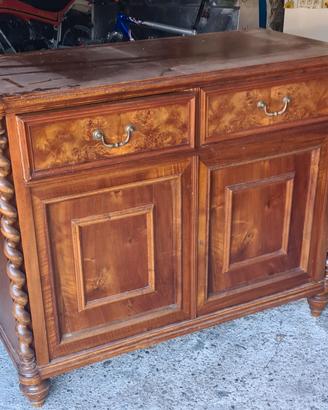 mobile credenza