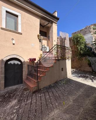 3 LOCALI A BARISCIANO