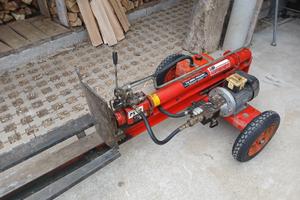 Spaccalegna orizzontale 18 ton