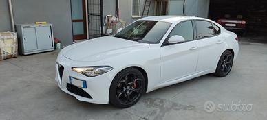 Giulia Tb 200cv Benzina