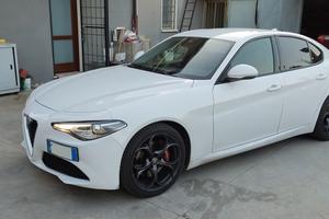 Giulia Tb 200cv Benzina