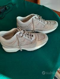 Stock di 3 paia di scarpe Hogan