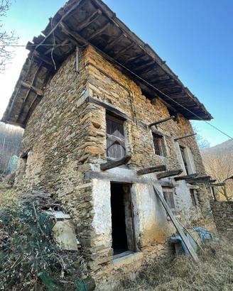 RUSTICO A MONASTERO DI LANZO