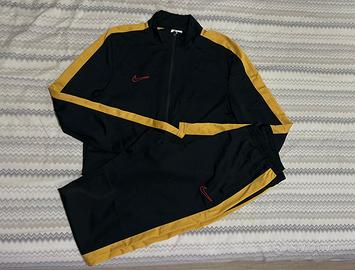 Tuta Nike Oro e Nera