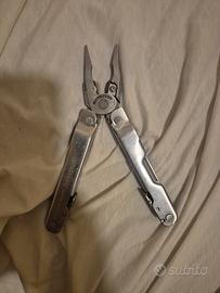 LEATHETMAN SUPER TOOL 300