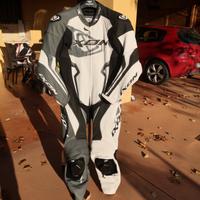 tuta moto 56 NUOVA!!! intera in pelle 
