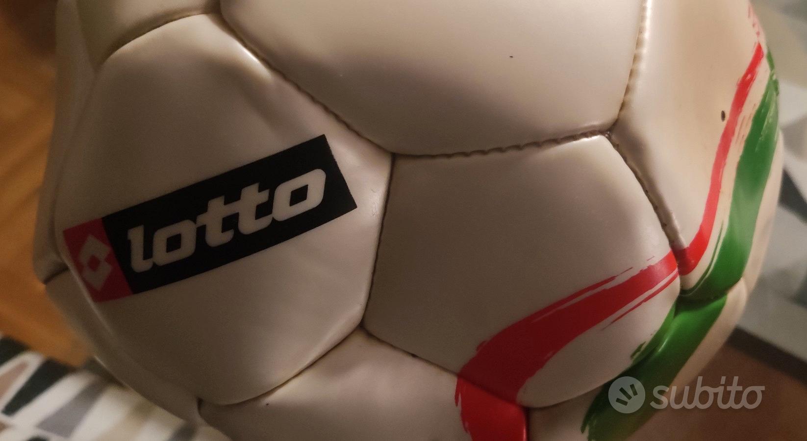 Pallone calcio Lotto Italia Sports In vendita a Milano