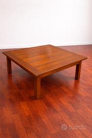 Tavolino in legno da salotto