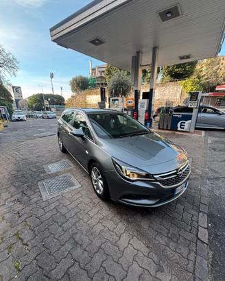 Astra Sport  Tourer Business