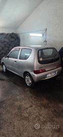 FIAT 600
