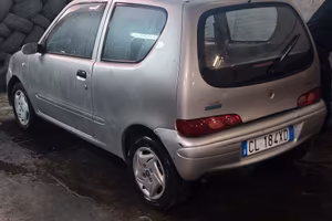 FIAT 600