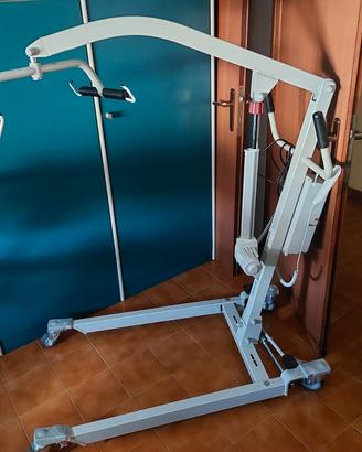 sollevatore per anziani e disabili