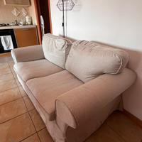 Divano due posti Ikea