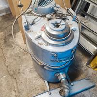 aspiratore nilfisk due motori 