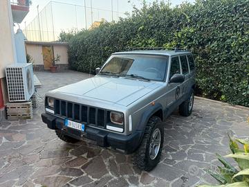 Jeep cherokee 2.5 tds gancio traino a/c