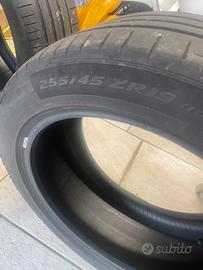 Gomme auto