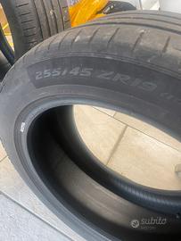 Gomme auto