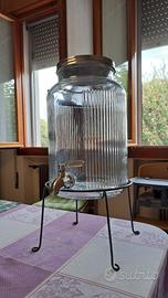 Dispenser con rubinetto 