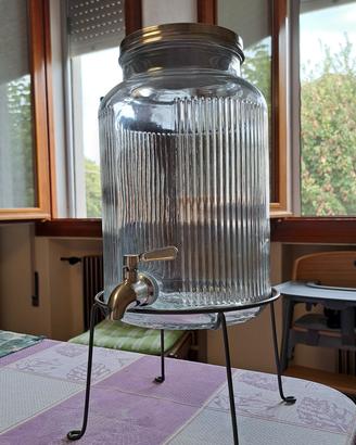Dispenser con rubinetto 