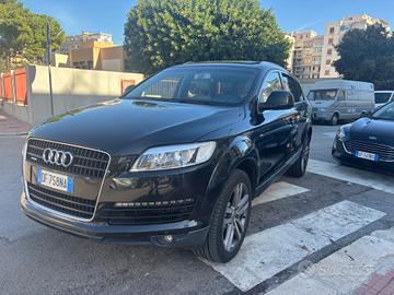 Audi Q7 Anche permuta o scambi0