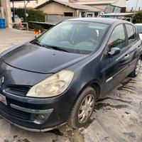 Ricambi usati per Renault Clio 1.5 DCI 2007 K9KM7