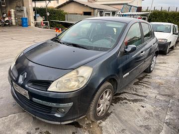 Ricambi usati per Renault Clio 1.5 DCI 2007 K9KM7