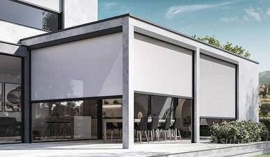 TENDE A CADUTA VERTICALE ZIP ANTIVENTO SCONTO 40%