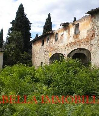 Rustico / Casale di 720 m² con 1 locale a Poggio a