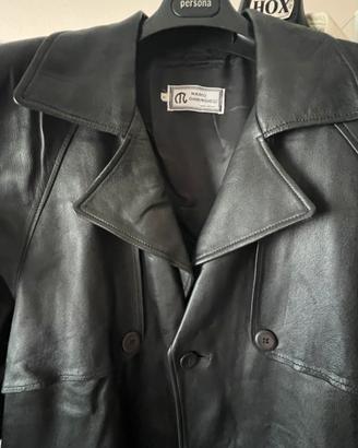 Trench pelle nera.
