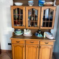 Credenza di legno