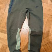 pantaloni Nike tech 