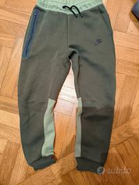 pantaloni Nike tech 