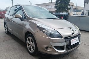 Renault Megane Scenic 1.5 dci - 7 Posti - 2010
