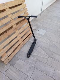 monopattino freestyle