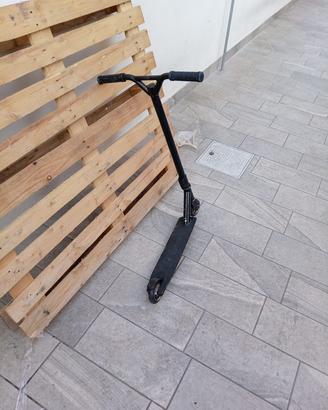 monopattino freestyle