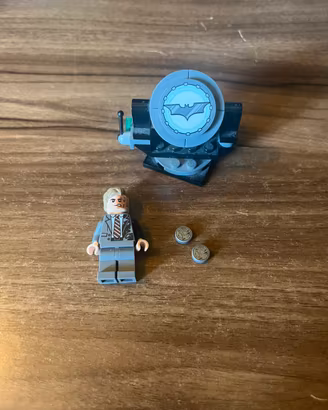 Lego Batman Minifigure Two face set 76303