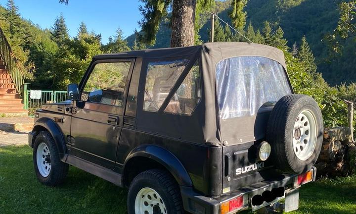 Suzuki samurai