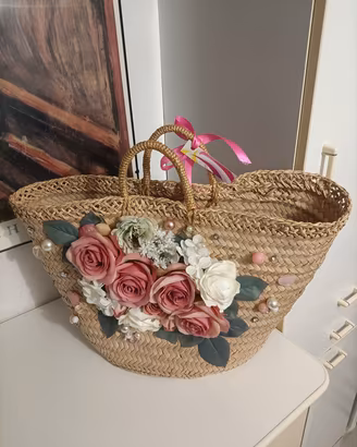Cesta Handmade con rose 