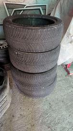 Gomme per burnout 225/45/R18 e 255/40/R18 USATE