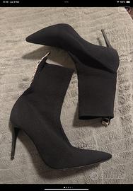 Stivaletti con tacco Pinko