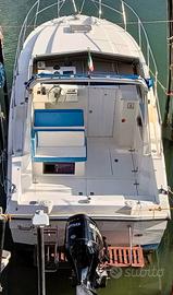 Azimut 28 con braket esterno 