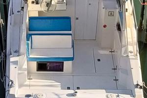 Azimut 28 con braket esterno 